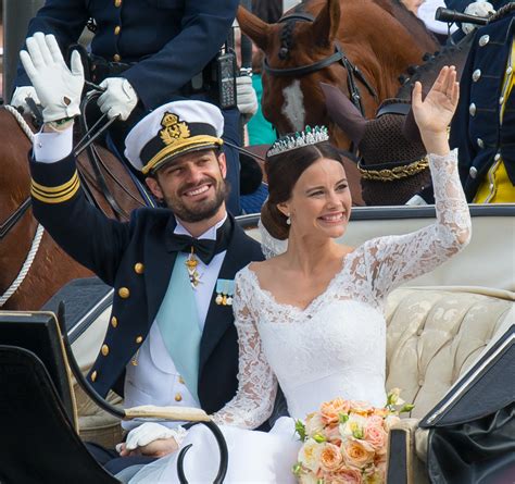 Prinz carl philip von schweden (41) und seine frau prinzessin sofia (35) geben im netz regelmäßig einblicke in ihren . Prince Carl Philip and Princess Sofia's royal wedding wrap ...