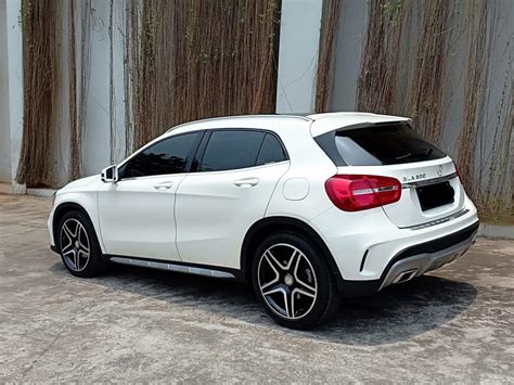Mobil cbu bekas Mercy GLA 200 Sport AMG 2015 - PUSAT MOBIL CBU