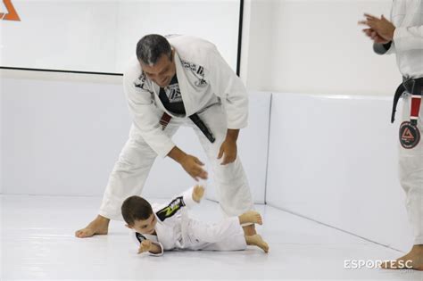 Mestre Rocian Gracie Jr Faz Seminário Em Brusque Esportesc