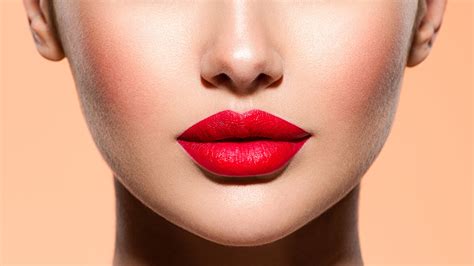 here s how to fully remove bright red lipstick for good