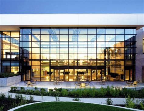 9 Benefits Of Smart Glass For Building Facades Architecture