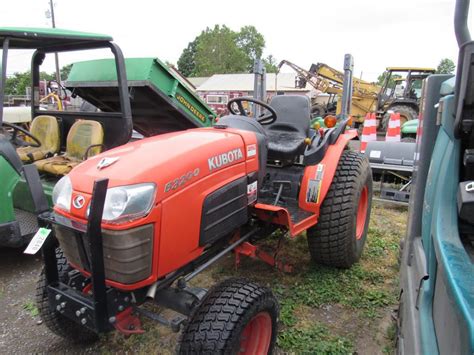 Kubota B3200 Tractors Less Than 40 Hp For Sale Tractor Zoom