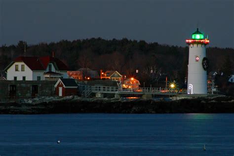 Portsmouth Harbor Lighthouse Nh All Decked Out Portsmout Flickr