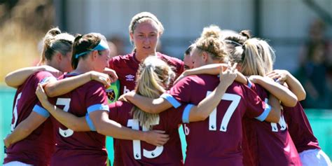 Womens Academy Offers Pathway To The Professional Game With Uel West Ham United Fc