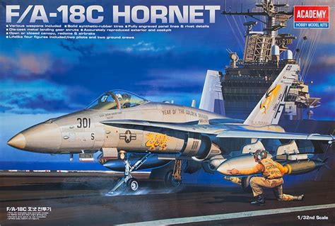 Academy 2191 132 ~ Сборная модель палубного истребителя Fa 18c Hornet