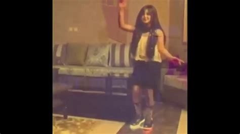 رقص بنات على شيلة الضيف له عندي Youtube