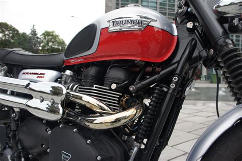 865 cc / 52.8 cu in bore x stroke: Triumph Scrambler 900 MY 2014 - prova su strada - 20/63