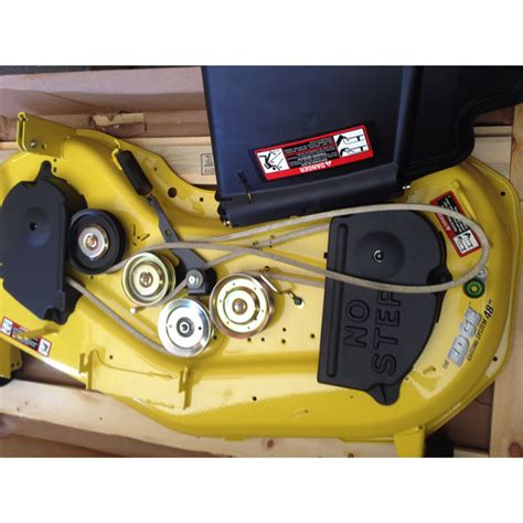 John Deere The Edge™ Cutting System 48 Inch Mower Deck Bg20826