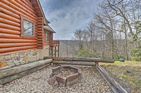 These blue ridge mountain luxury vacation homes of leatherwood mountains are near boone and blowing rock, north carolina. Boone Cabin w/ Balcony & Views - Mins to Downtown! UPDATED ...