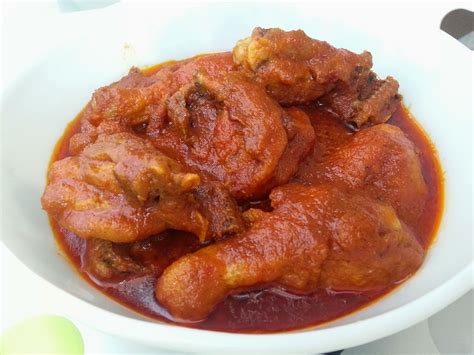 Hidangan ayam masak sos tiram bersama asparagus ini cukup menyelerakan dan berkhasiat. ~MeLuvAmirAmira~: Ayam Masak Sos Tomato