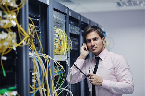 What is average salary for new zealand? Salary of a Network Administrator