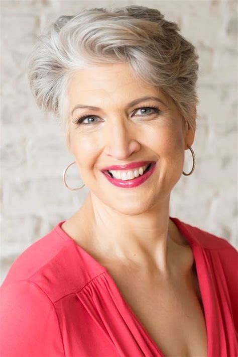 66 Unique Short Layered Hairstyles For Ladies Over 60 For Women