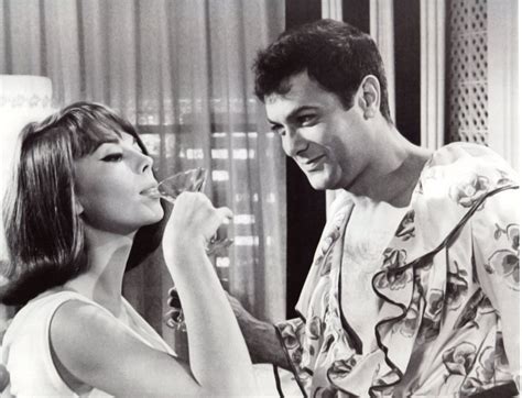 natalie wood tony curtis 8x10 photo t0371 ebay single girl tony curtis movie market