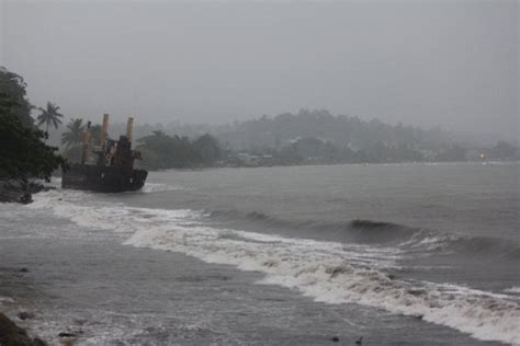 Seemorerocks Pacific Cyclone Heading For The Solomon Is Unheard Of