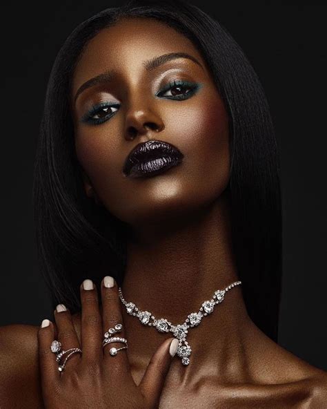 Pin By Carla On Makeup With Images Beautiful Dark Skinned Women