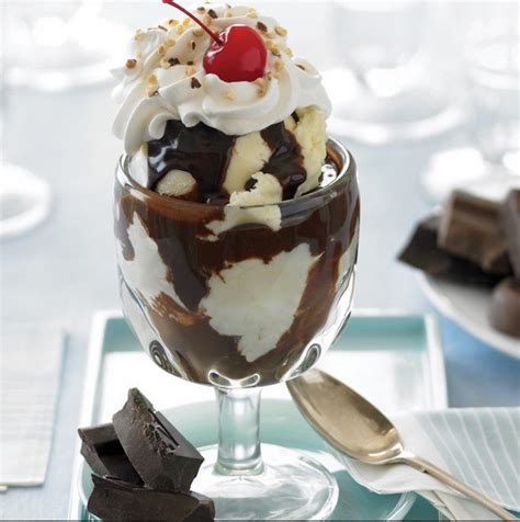 giveaway ice cream sundaes from ghirardelli