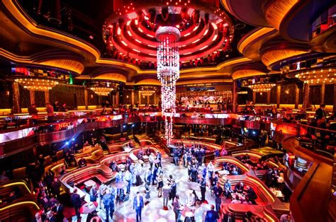 Guests Danced And Mingled At The Stunning Omnia Nightclub In Las Vegas