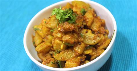 Dudhi Batata Nu Shaak Gujarati Shaak Recipe Gujarati Rasoi