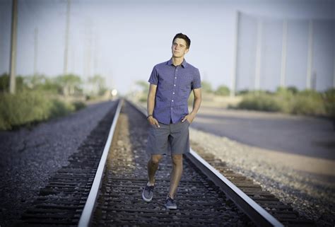 Love these railroad tracks for senior portraits. | Portrait, Family portraits, Senior portraits
