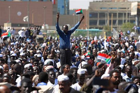 Sudan Military Arrest 2 Protest Leaders Zimeye
