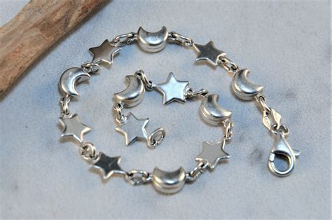 Sterling Silver Stars And Moon Bracelet 7 12 Inches Etsy Moon