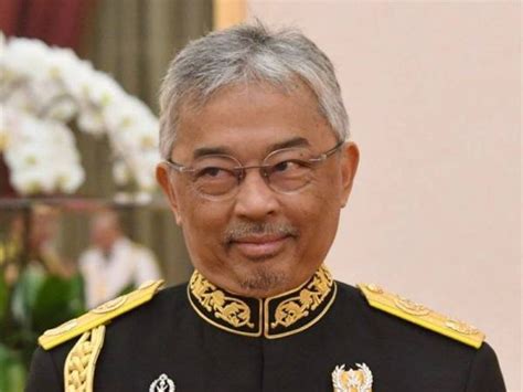 Buletin tv3 277.526 views1 year ago. 'Berderau darah terkepit kaki Al-Sultan Abdullah'