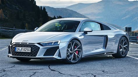 Maybe you would like to learn more about one of these? 2020-2021 Audi R8 V10 RWD (540 hp) | VirusCars