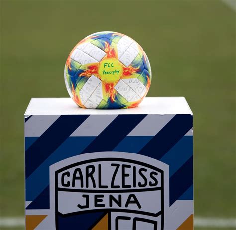 Esta de mas decir que nos lo que no tienen el juego original no van a poder jugar el torneo debido a que no lo permite dragon ball fighterz. 3. Liga Ball - 3 Liga Heute Live Samstagsspiele Des 22 ...
