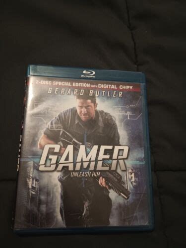 Gamer Blu Ray 2009 Gerard Butler Michael C Hall Logan Lerman Amber