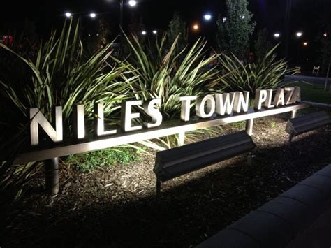 Niles Town Plaza Towns Plaza Niles