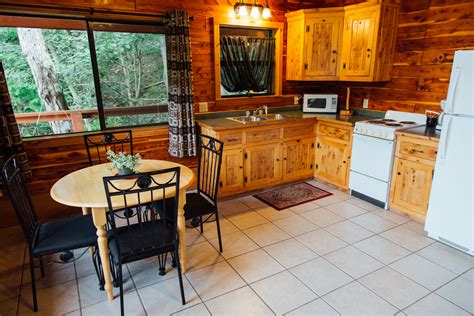 Our elegant hermann b&b offers incredible romantic getaways in missouri. | Treetop Cedar Chest - Romantic Getaway in the Ozarks ...
