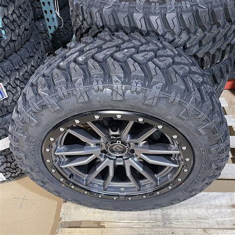 20x9 Fuel D680 Rebel Gray Wheels Rims 32 Mt Tires 6x55 Toyota Tundra