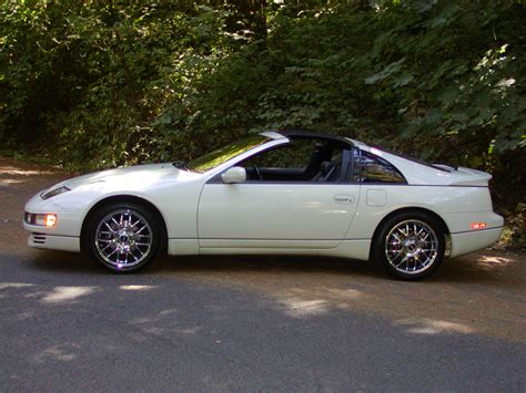 The stealth achieved the same result with less grace and more sheer guts. Club-S12 - Jeremy's 1990 Nissan 300ZX Twin Turbo