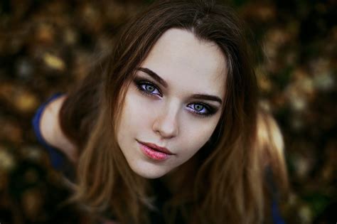 girl brunette with beautiful eyes wallpapers and images wallpapers pictures photos