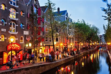 Best Bars In Amsterdam The Bar To Rang All Other Bars Bar Reviews