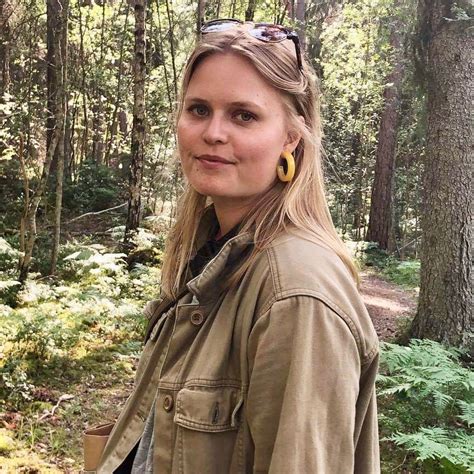 Ep48 Swedish Millennial Food Activist Elise Johanson Flips The Table On Michael Roots Of
