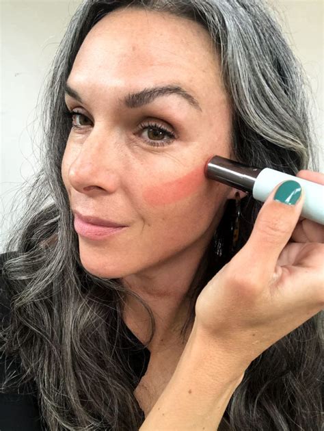 Makeup Tips For Gray Hair In 2021 Makeup Tips Best Eyebrow Makeup Natural Makeup Tips