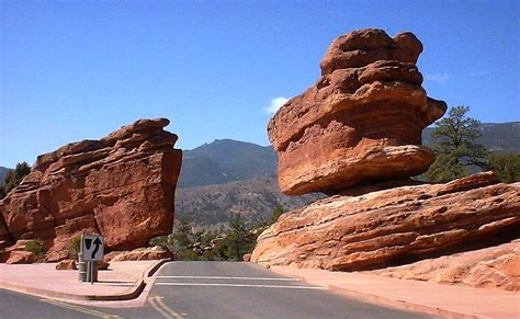 Balanced Rock Colorado Springs One Of The Most Popular Features Of