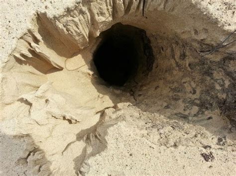 Incredibly Deep And Scary Holes In Our Earth To Show How Small We