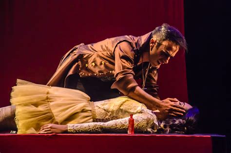 Peça Teatral Romeu E Julieta Roteiro Resumido