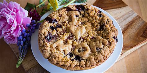 Free Slice Of Pie For Mom On Mothers Day Grand Traverse Pie Company