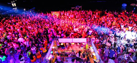 December, january, and february are often the biggest months. 10 Day Koh Phangan Full Moon Party Tour With TruTravels ...