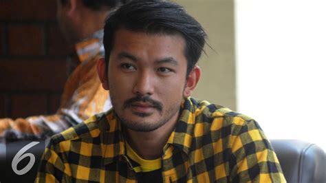 Perjuangan Rio Dewanto Bisa Nari Dan Nyanyi Di Film Terbaru Showbiz