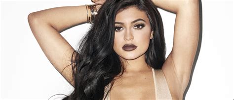 Kylie Jenner Shows Off Her Body In Incredibly Revealing Snap PHOTOS