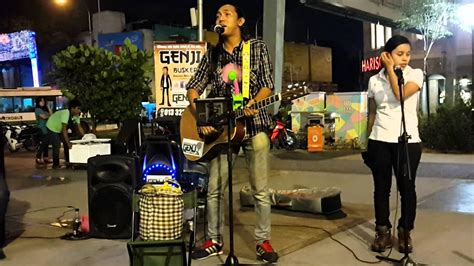 Detail seruling anak gembala mp3 dapat kamu nikmati dengan cara klik tombol download mp3 di bawah, dan untuk link download lagu seruling anak gembala ada di halaman selanjutnya. Seruling Anak Gembala (Jeffrydin) -Genji Buskers - YouTube