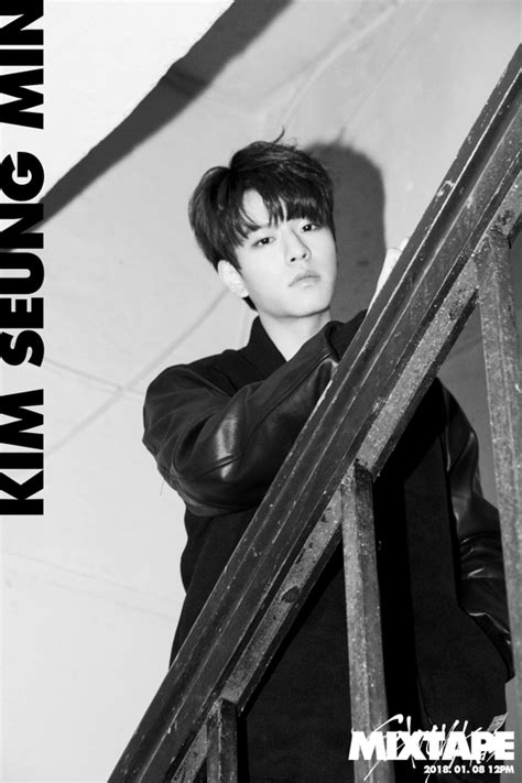 김우진 kim woojin 'zone 6' dance practice video | #woovlog #wv33. 'JYP' 스트레이키즈, 필릭스-김승민-양정인 흑백 티저 공개 ...