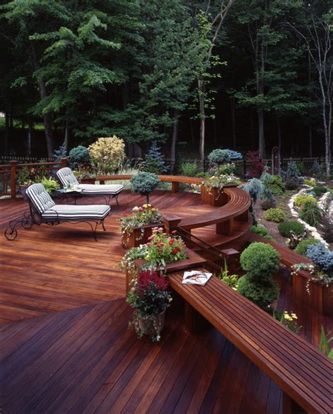 Decks are a great idea for outdoor spaces. 20 Landscaping Deck Design Ideas for Small Backyards ...