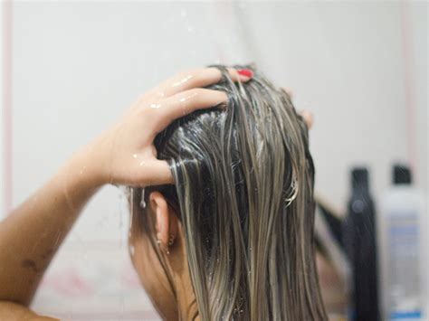 Cara memiliki rambut yang bagus. Tak Perlu Cuci Rambut Setiap Hari, Ini Antara Tips ...