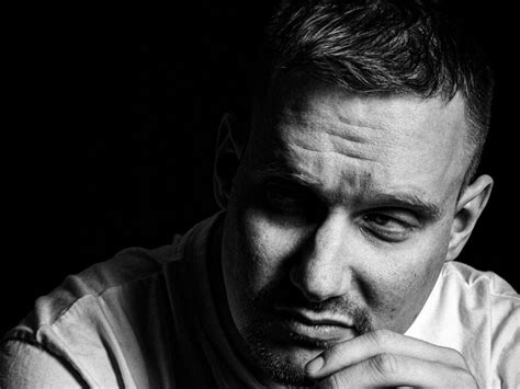 He has been criticized for being overly eminem jung while insulting. Prezident - laut.de - Band