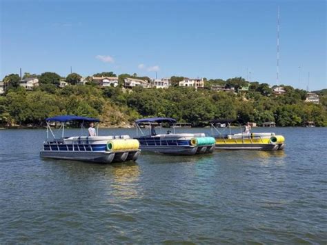 Austin Corporate Events And Team Outings Austin Boat Rentals On Lake